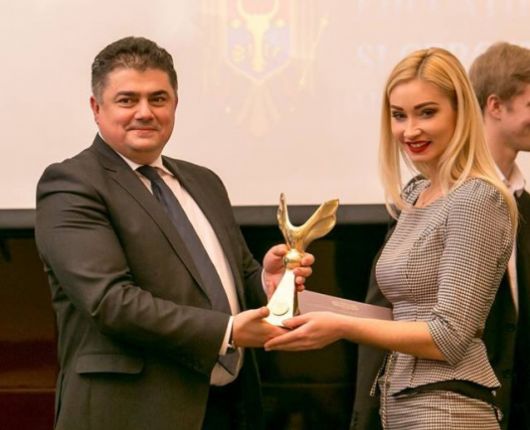 O studentă-doctorandă a USMF „Nicolae Testemițanu” decernată cu Premiul Național pentru Tineret, 2017